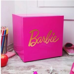 Barbie Mini make up Fridge